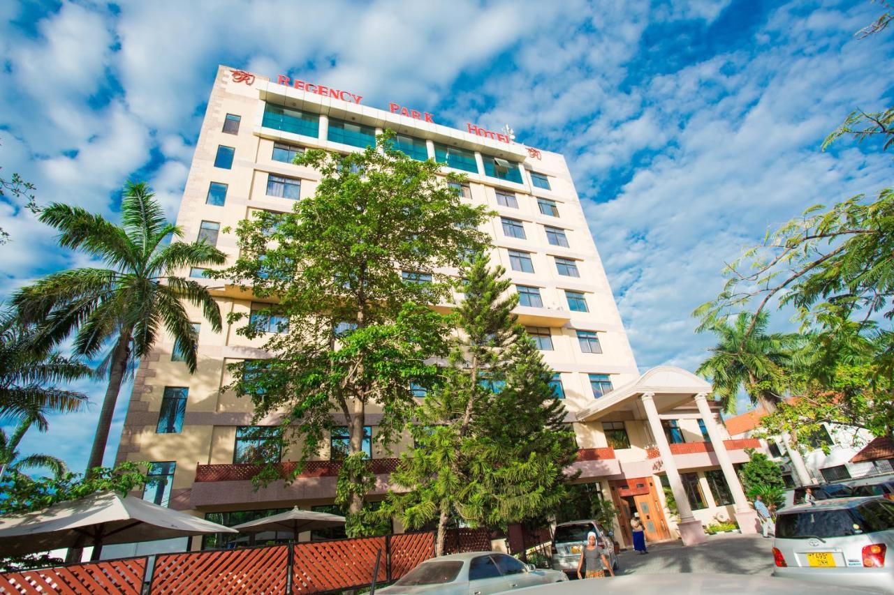 Regency Park Hotel Дар-ес-Салам Екстер'єр фото